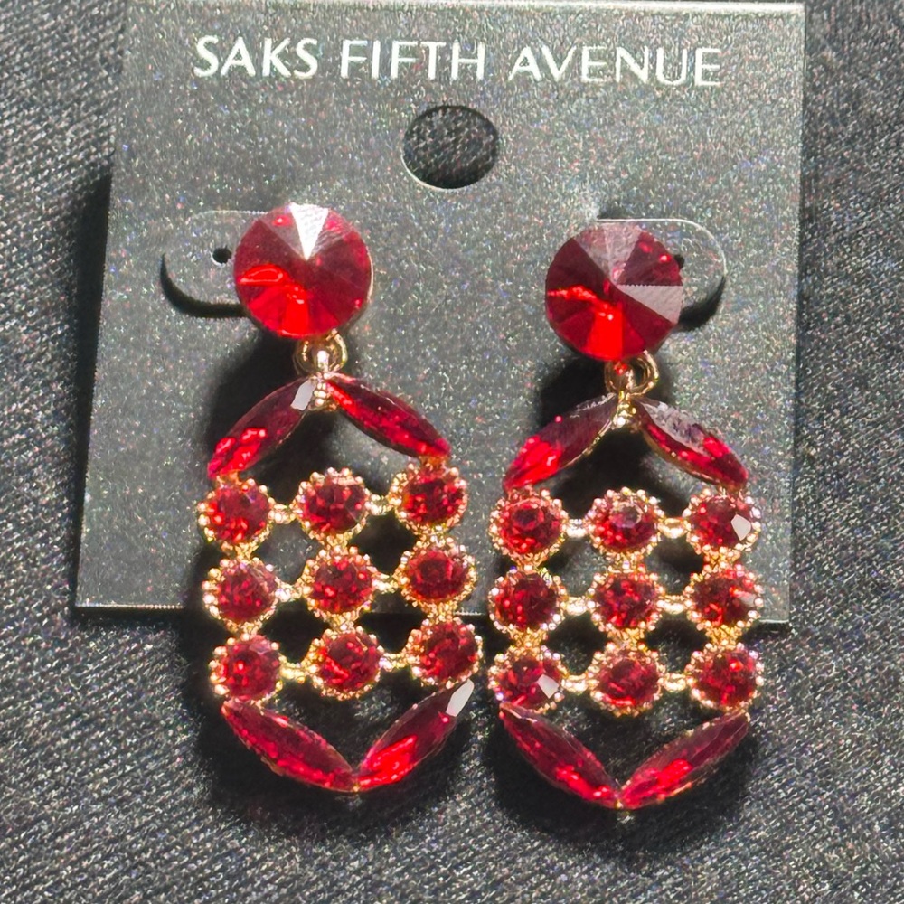 Glamorous Saks Fifth Avenue Red Crystal Post With Dangle Waffle Design 2 in